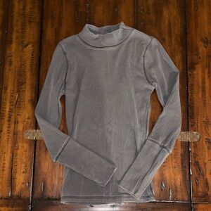 Free People Gray Long Sleeve Tee